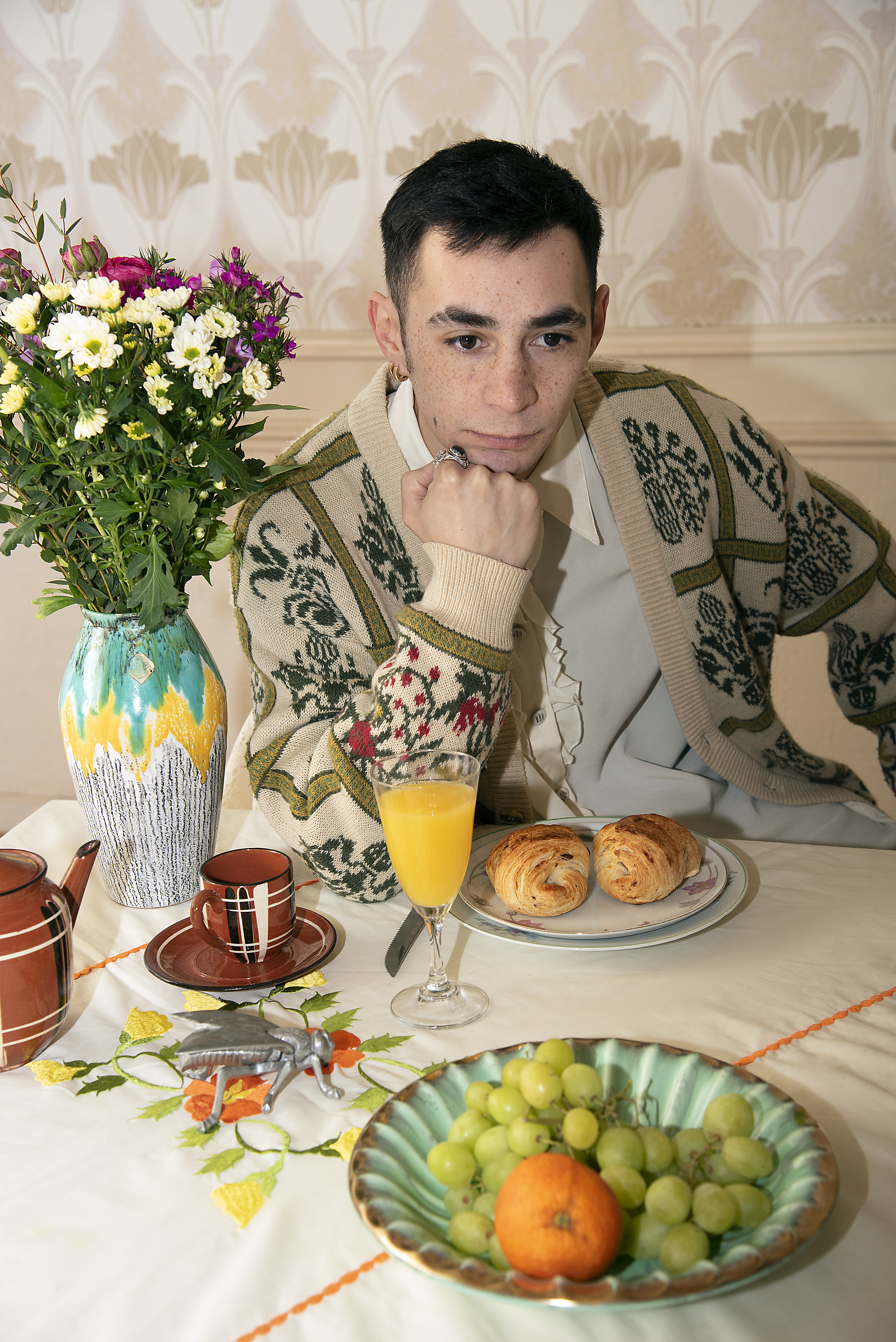 diplomat at the table